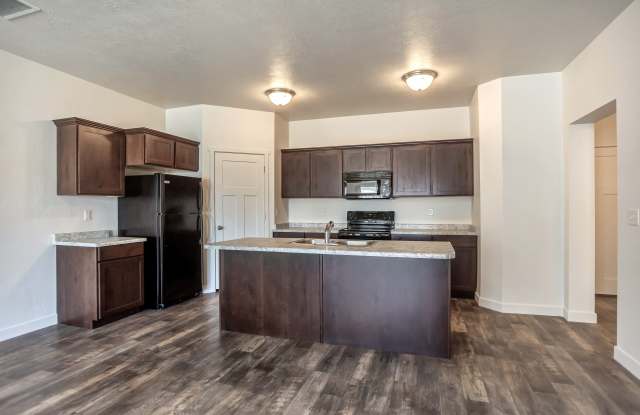 5667 W. Island Ridge Drive Gallery 4
