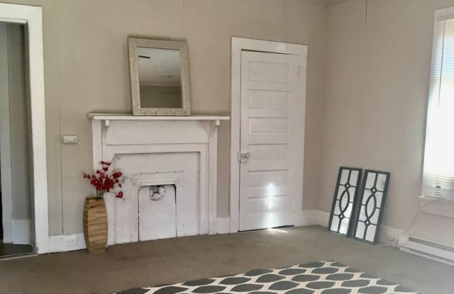 612 Rankin Ave - 612 West Rankin Avenue, Gastonia, NC 28052