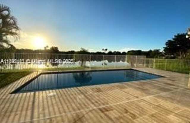 1650 Harbour Side Dr photos photos