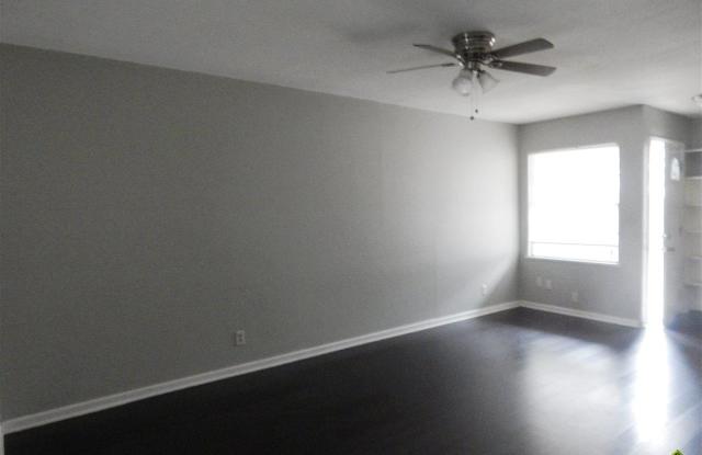 1611 Southpoint Dr. Gallery 4