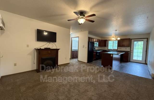 331 16th Street South - 9 photos photos 331 16th Street South - 9 photos photos