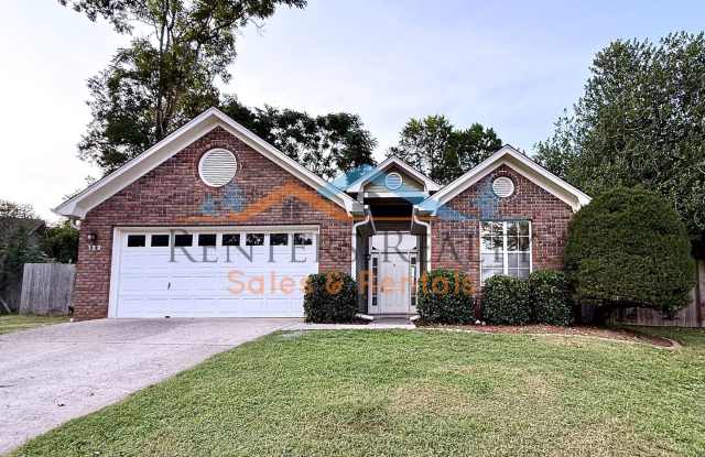 Beautiful 3-Bedroom Home in Madison’s Highly Desired Bob Jones High School District photos photos