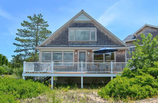 Dog-Friendly Winter Rental on Plum Island photos photos