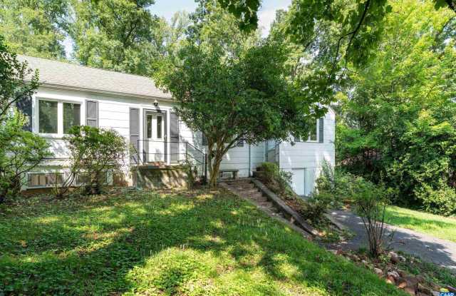 1429 GENTRY LN Gallery 3