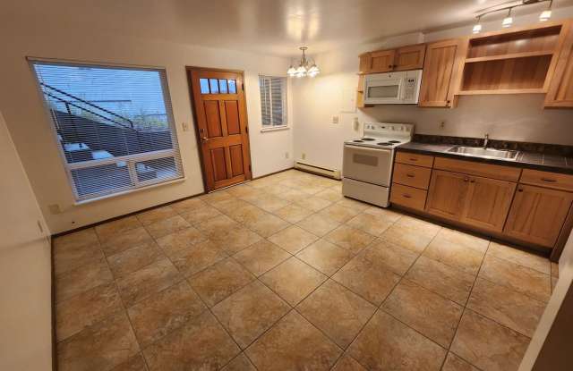 LLANDOVER FLATS photos photos