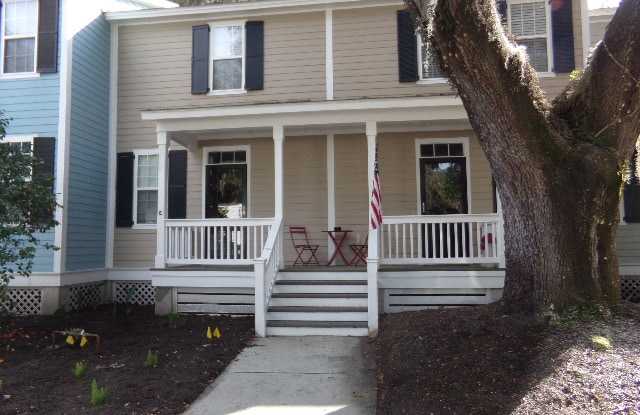 1105 E. 13th St, - 1 - 1105 13th Street, Port Royal, SC 29935