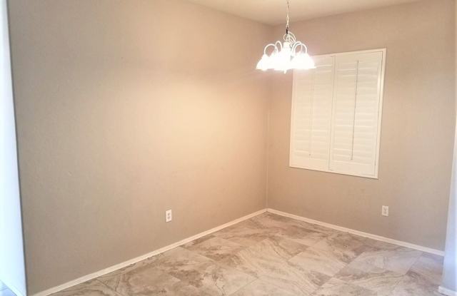 616 E Los Arboles Pl Gallery 4