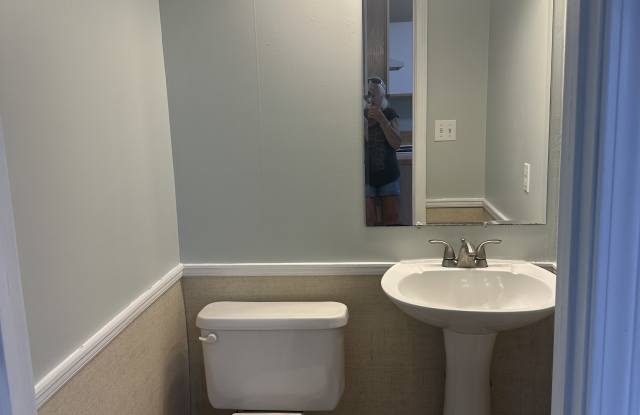 2 Green Meadow Lane photos photos