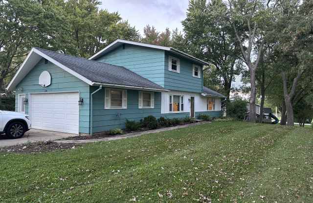 1200 Algonquin Road - 1200 Algonquin Road, McHenry County, IL 60021 1200 Algonquin Road - 1200 Algonquin Road, McHenry County, IL 60021