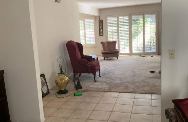 19227 Index St Unit 6 Gallery 4