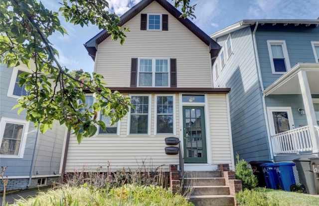 60 Montague Place Gallery 1
