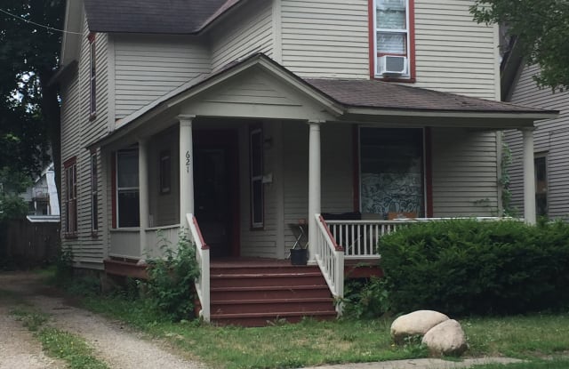 621 Minor Ave - 621 Minor Avenue, Kalamazoo, MI 49008