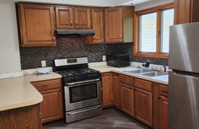 86 W Stewart St photos photos