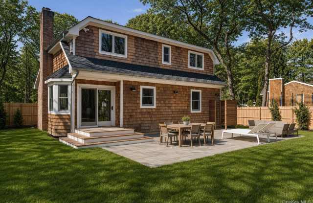 502 Springs Fireplace Road Gallery 2