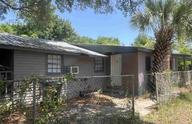 1036 Hawthorne Dr photos photos