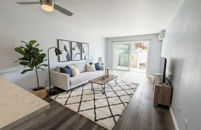 Looking for a cozy new place to call home? This charming 1-bedroom, 1-bath condo might be just the one! photos photos