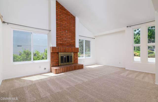 1941 Tamarack Street Gallery 2