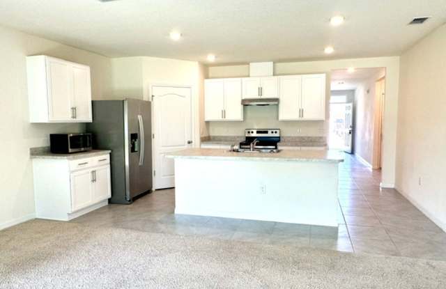 4 BEDROOM 2 BATHROOM HOUSE FOR RENT IN KISSIMMEE Gallery 3