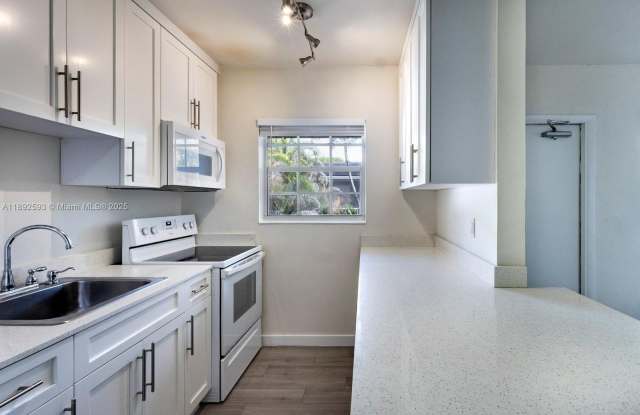 6511 Santona St photos photos 6511 Santona St photos photos