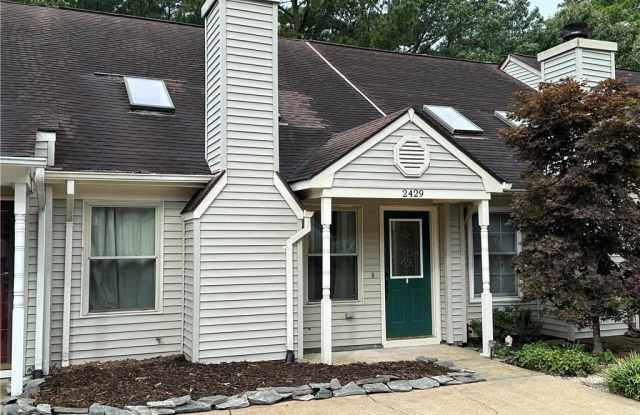 2429 Sedgewick Drive photos photos