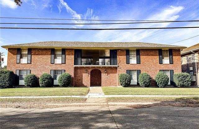 800 MARTIN BEHRMAN Avenue photos photos