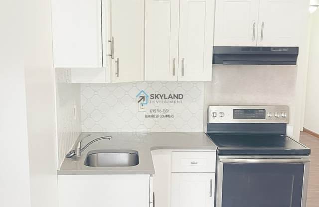 6041 Vine St photos photos