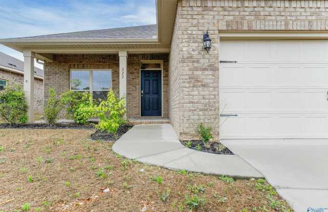 323 Ivyleaf Drive - 323 Ivyleaf Drive, Huntsville, AL 35757