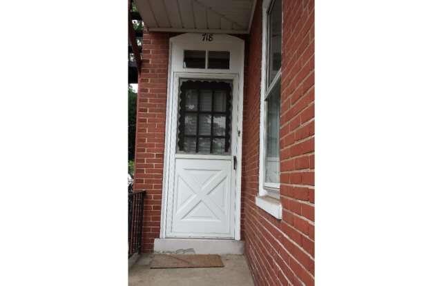 718 W MAIN STREET Gallery 2