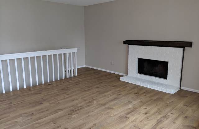 16788 East Mansfield Circle Gallery 4
