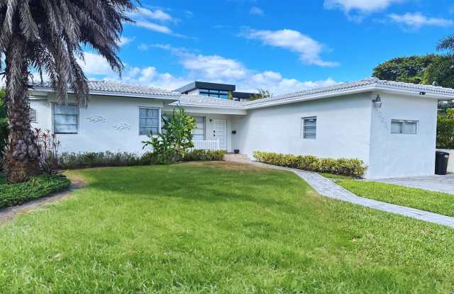 Miami Beach Home with a Pool! photos photos Miami Beach Home with a Pool! photos photos