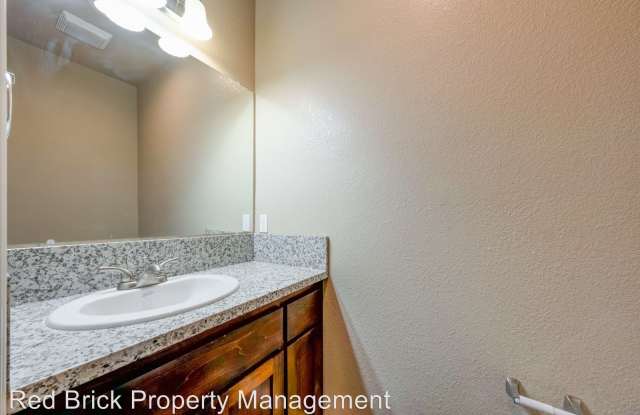 560 Granada Ct. Gallery 3