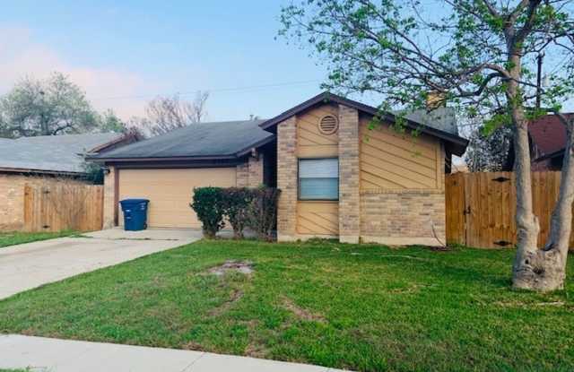 3 Bedroom/ 2 Bath Home Near Randolph AFB! photos photos