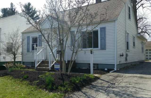 196 Carnegie Ave photos photos