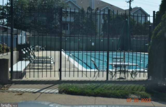 6174 STRASBURG DR photos photos