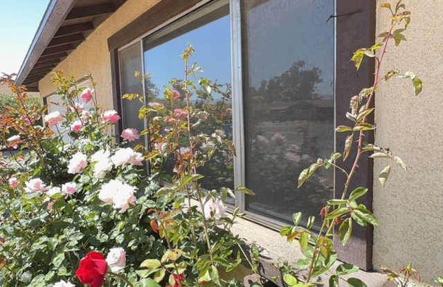NEWLY UPDATED APPLE VALLEY HOME photos photos
