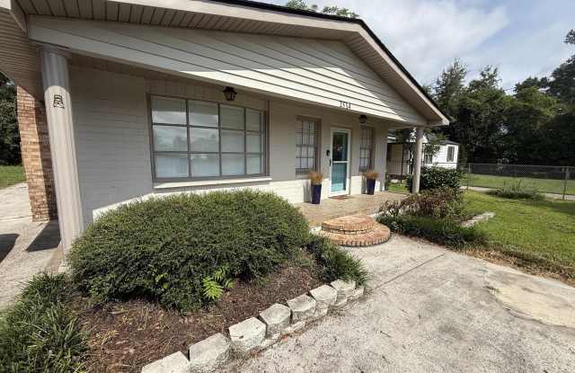 2514 Elderberry Drive Gallery 2