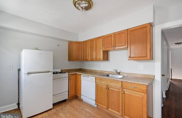 2411 W DARBY Road unit: 2Nd Floor photos photos 2411 W DARBY Road unit: 2Nd Floor photos photos