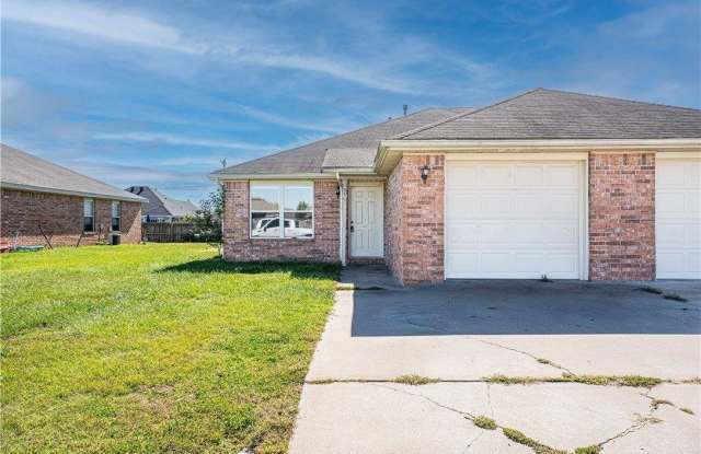 405 East Southern Trace Drive photos photos