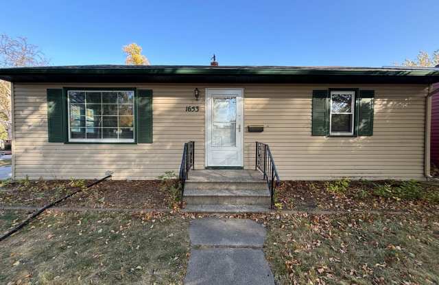 Spacious 3 Bed House in North Fargo! Gallery 1
