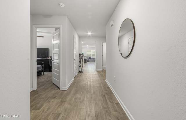 191 Ryder Lane Gallery 2