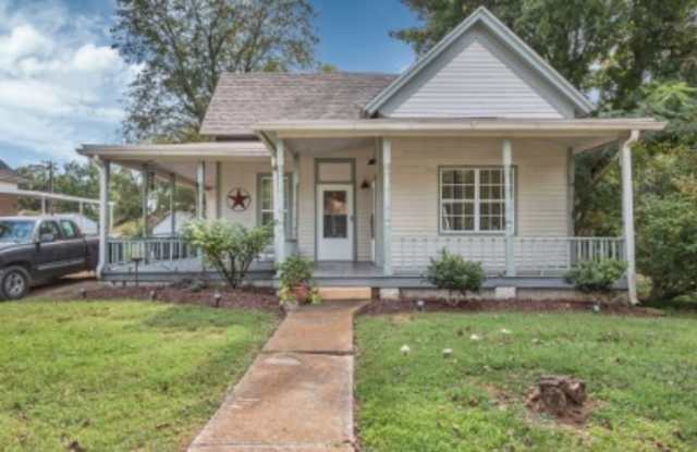 106 3rd Avenue - A - 106 3rd Avenue, Columbia, TN 38401