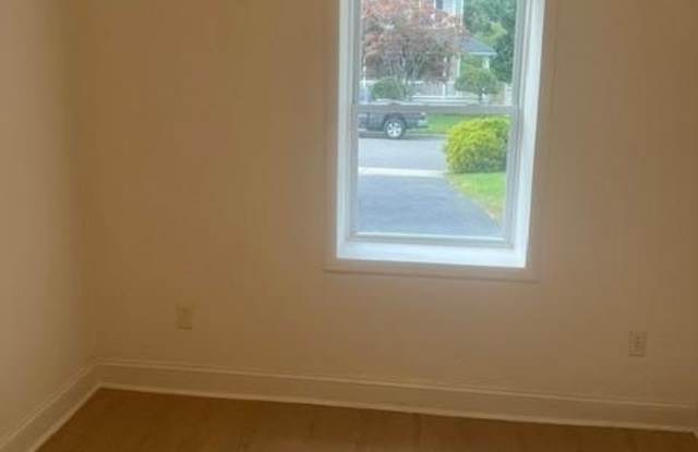 12 Edna Ln Gallery 1