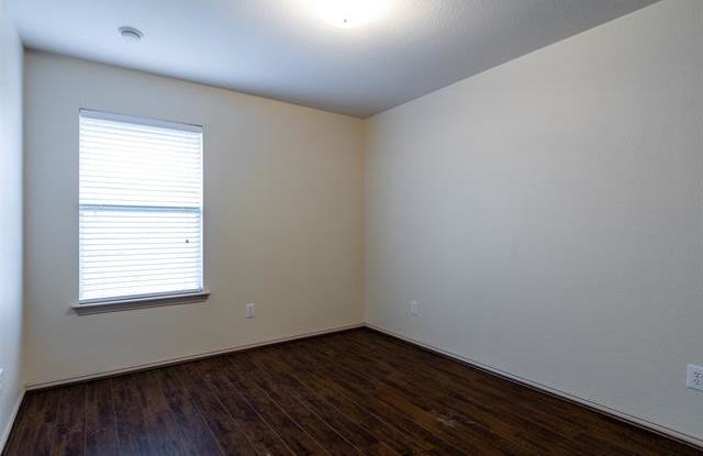 5025 Stonecrest Drive Gallery 4