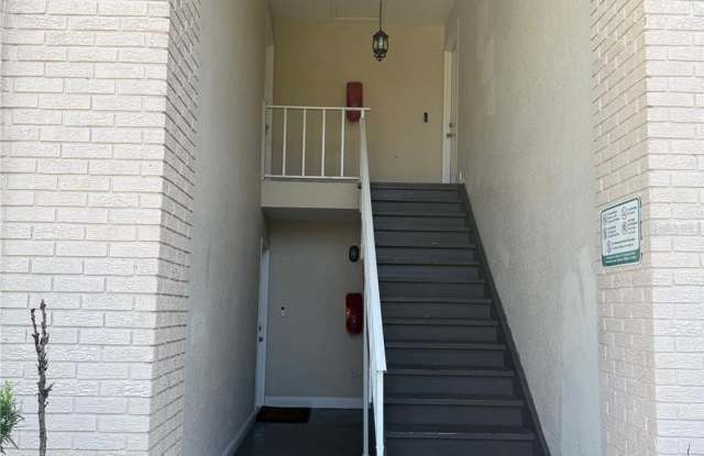 861 SKY LAKE Circle Gallery 3