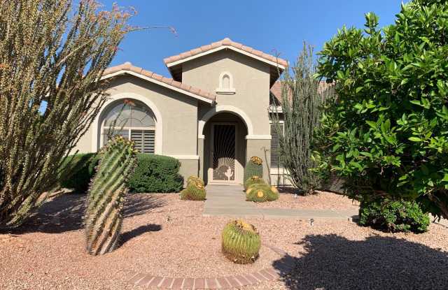 1549 N ROBIN Lane Gallery 3