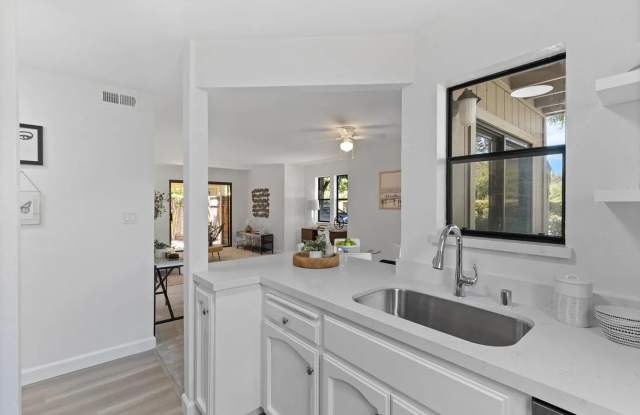 538 Ironwood Ter Apt 4 photos photos