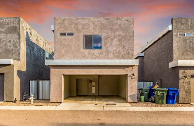 864 East Park Modern Drive Gallery 4