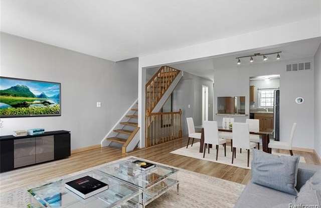 36408 PARK PLACE Drive Gallery 3