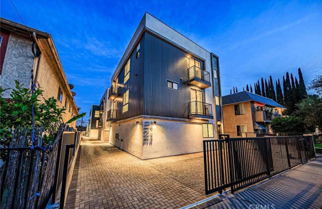 6096 La Prada photos photos