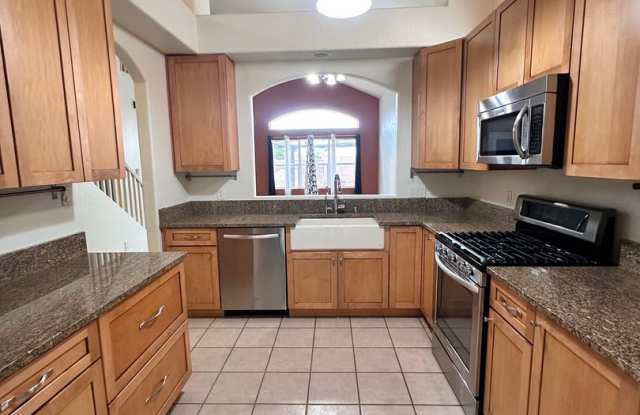 Move in Special 3 Bedroom 3 Bathroom 2 Car Garage photos photos